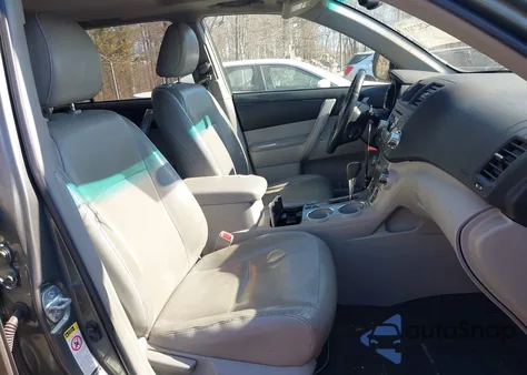 2012 Toyota Highlander Se V6 from USA, damaged, VIN 5TDBK3EH1CS171408